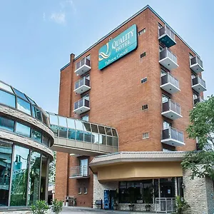 Hotel Quality Fallsview Cascade Niagara Falls